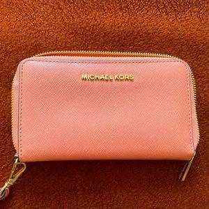 Michael kors wallet